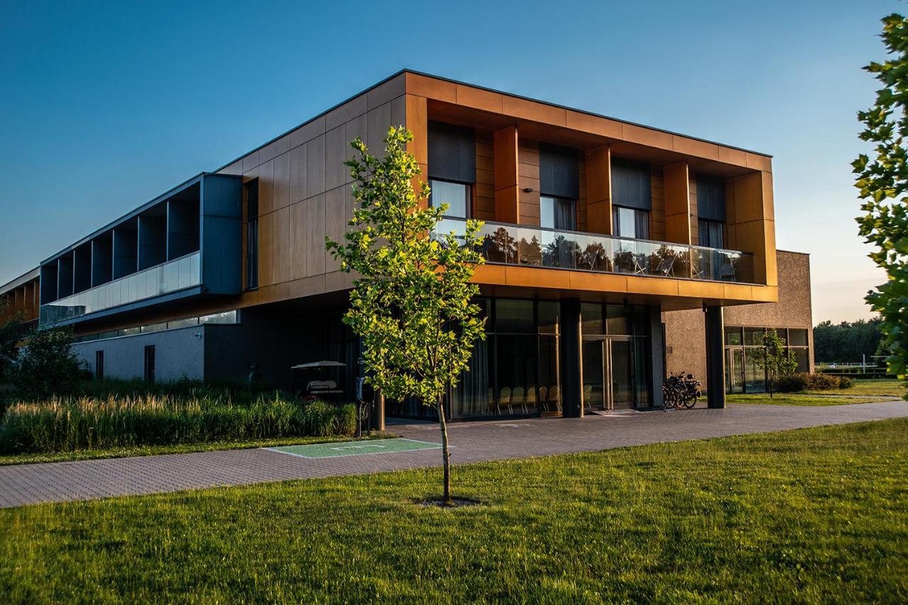 Hotel Bonifacio Spa&Sport Resort Sochocin المظهر الخارجي الصورة